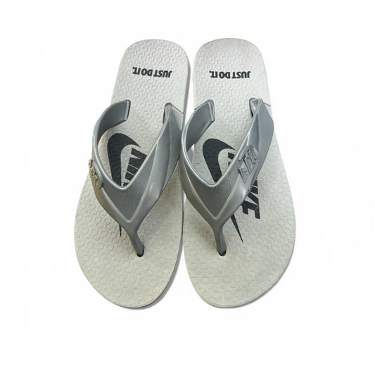TRES PUNTAS NIKE